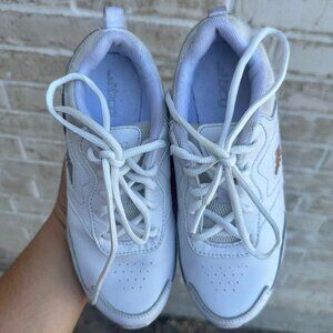 BCG White Cheerleader Sneakers – Kids' Size 2.5